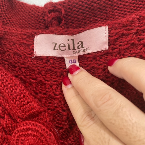 Zeila hoodie cardigan jacket size (44) M To L , Red color from open. - Picture 7 of 13